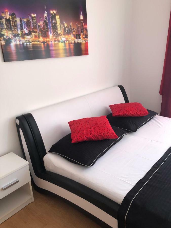 Apartments Mira บีโอกราดนาโมรู ภายนอก รูปภาพ