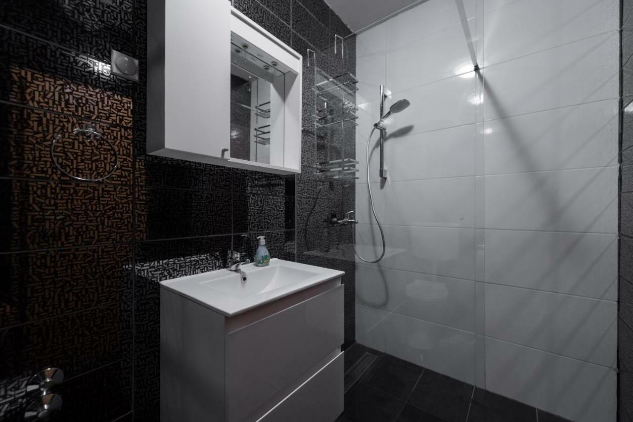 Apartments Mira บีโอกราดนาโมรู ภายนอก รูปภาพ